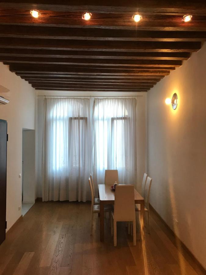 Appartamento Ghetto Novissimo Venesia Bagian luar foto
