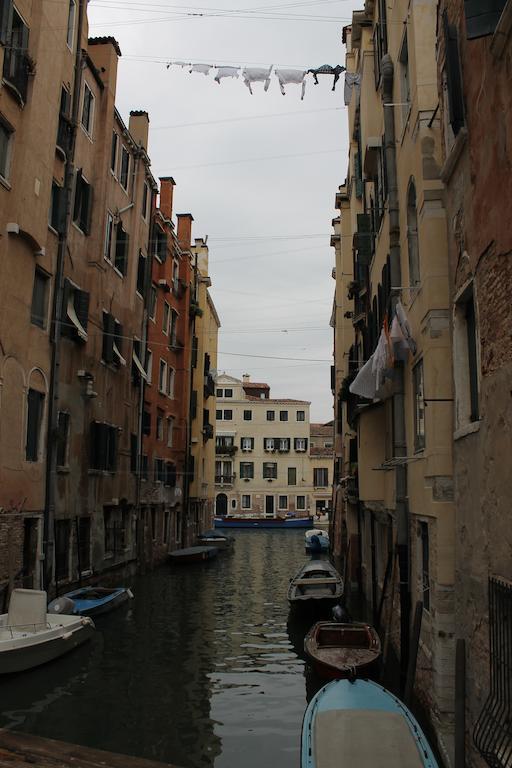 Appartamento Ghetto Novissimo Venesia Ruang foto